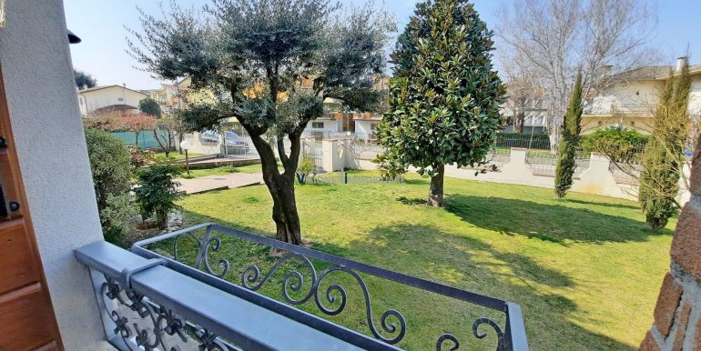 4.Esterno.17