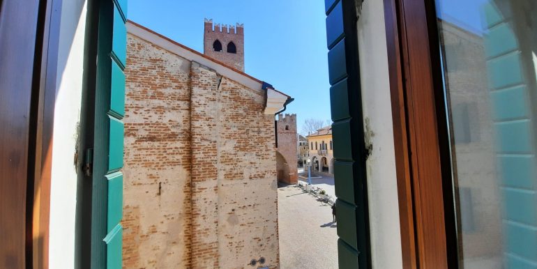 Vista piazza.2