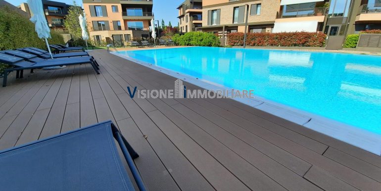 Esterno Piscina.3