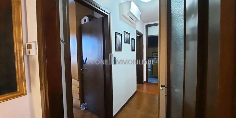 imm_13717-20250930184326-1280-