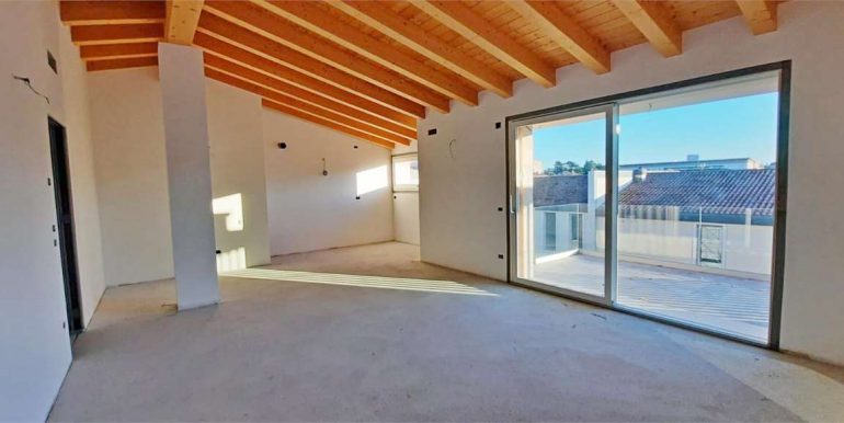 imm_13794-20260120165540-1280-