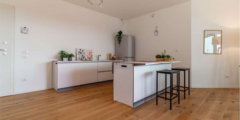 imm_13876-20260123183352-1280-