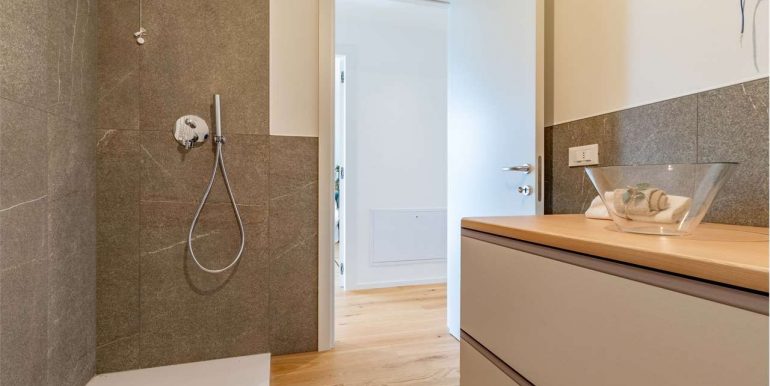 imm_13887-20260123183251-1280-